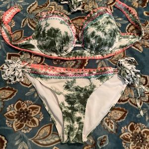 Bathing suit